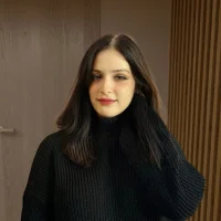 LynnaCarls's Profile Pic