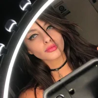 mariluxreal's Profile Pic