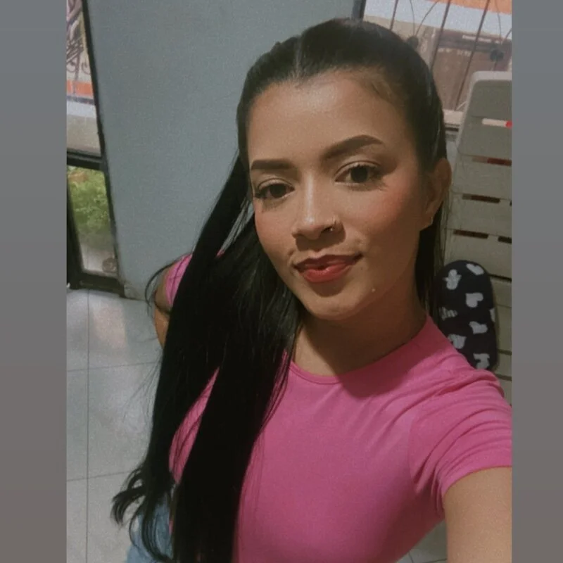 maylatin profile photo