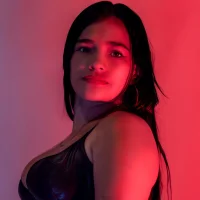 SweetEmilyx's Avatar Pic