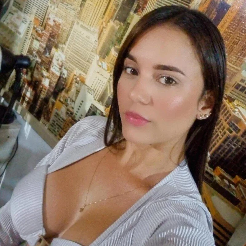 Sara_lopez_28 live cam profile