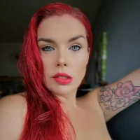 CristinaDeLuxe webcam