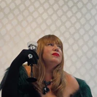 FrauIngrid's Profile Pic