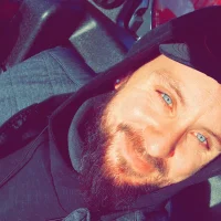 Pussymuncheraddict's Avatar Photo