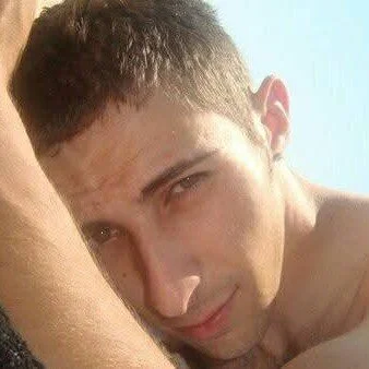 adrieric87 profile photo