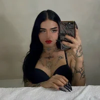 lia_volkov's Profile Pic