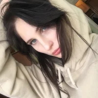 Smallhornybabe's Avatar Photo