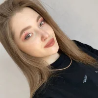 Edie_Brit's Profile Pic