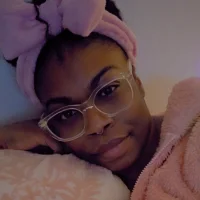 ColorMePink's Avatar Pic