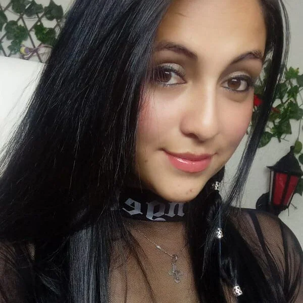 sofiasex99 live cam profile