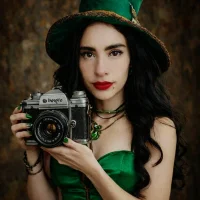 AlombraMorris' Avatar Pic