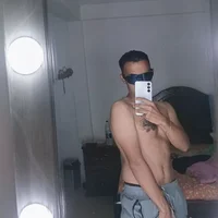 Alextorin18 webcam