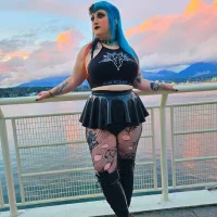 Livingdeaddani's Profile Pic