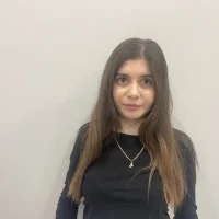 AraBuss' Avatar Photo