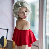 AvloraBlondy's Profile Pic