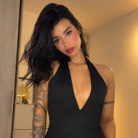 Annacherry_77