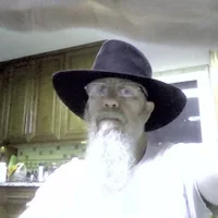 suckonmynutz's Avatar Pic