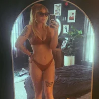 VeronicaVanGough Φωτ, Προφίλ