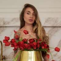 VivianWesst