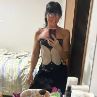 debi2005's Avatar Pic