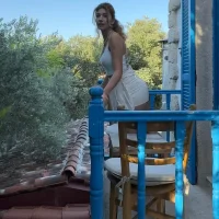 ElinaLoves's Profile Pic