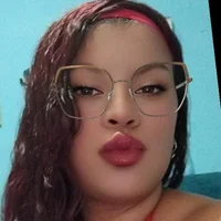 daphne-glow's Profile Pic