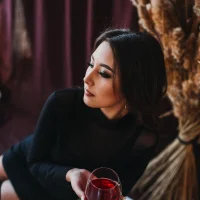 Maia_Viven3's Profile Pic