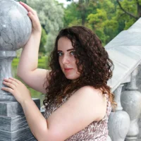 SoniaLewis's Profile Pic