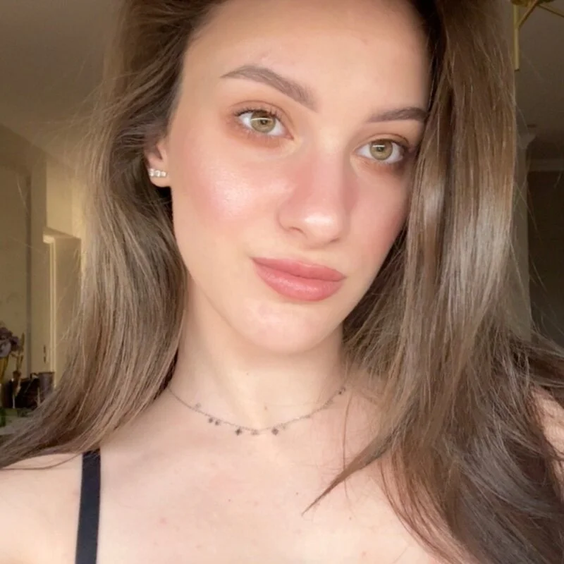Amira_a