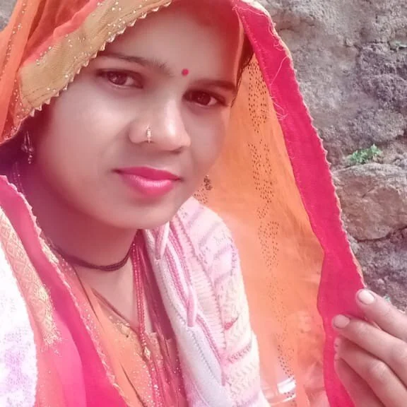 Hott_shivani