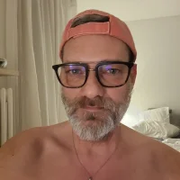 Thomster72 model avatar