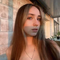 AlinaGach webcam model