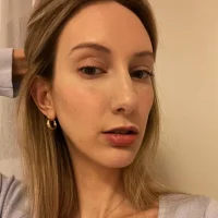 surprisepeach's Avatar Pic