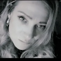 Roxy_Blume