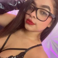 Charlotte_Bms' Avatar Pic