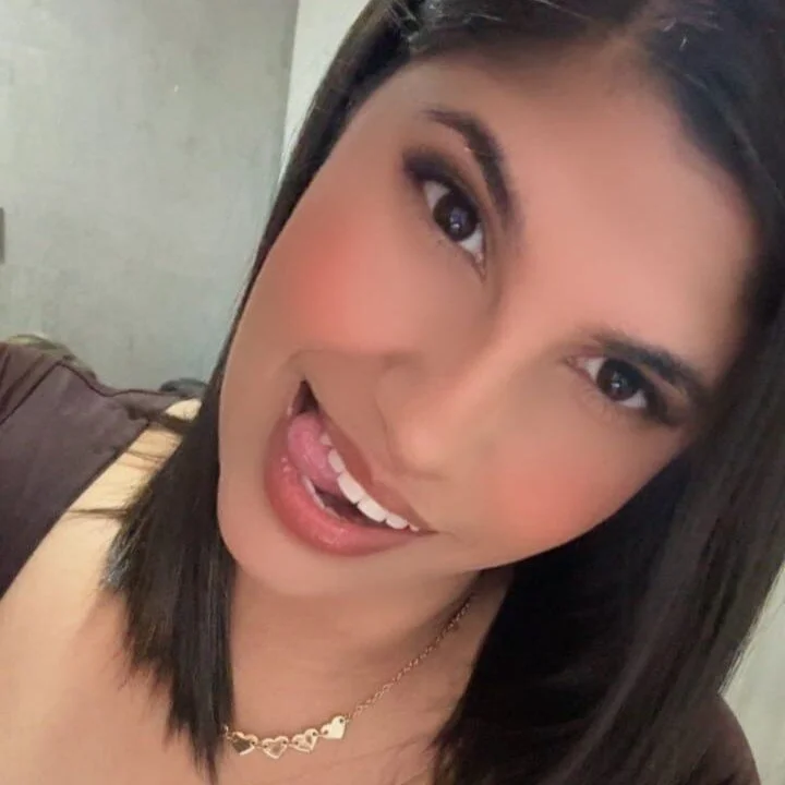 suzan_23 Stripchat profile image