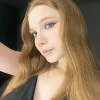 Candy_Lynni Φωτ, Προφίλ