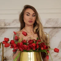 VivianWesst