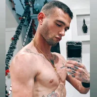 davorm 的個人資料圖片