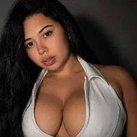 lia_lovelly01's Avatar Pic