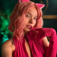 ChloeWells' Avatar Pic
