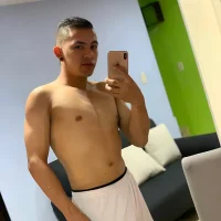 รูปอวาตาร์ของ Tommy_lian