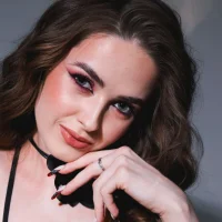 صورة الملف الشخصي لـ RosaLihj