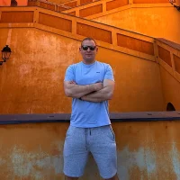 onewayoranother33's Avatar Pic