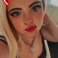 Sarahsweetheartxoxo's Profile Pic
