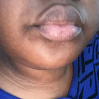 Prettylady100 webcam