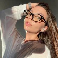 Sowetly Adlı Modelin Avatarı