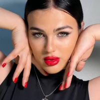 MeganBails এর প্রোফাইল ছবি