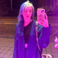EvaYoungf's Profile Pic