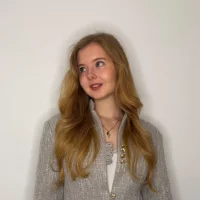 EloiseHooper webcam